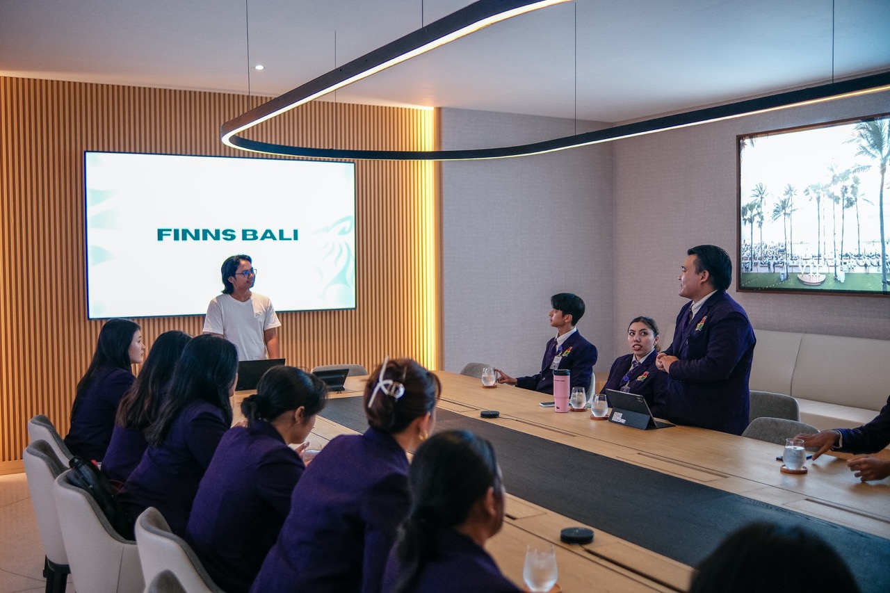 Beyond the Classroom: PIB College Students Explore Sustainable at FINNS Beach Club